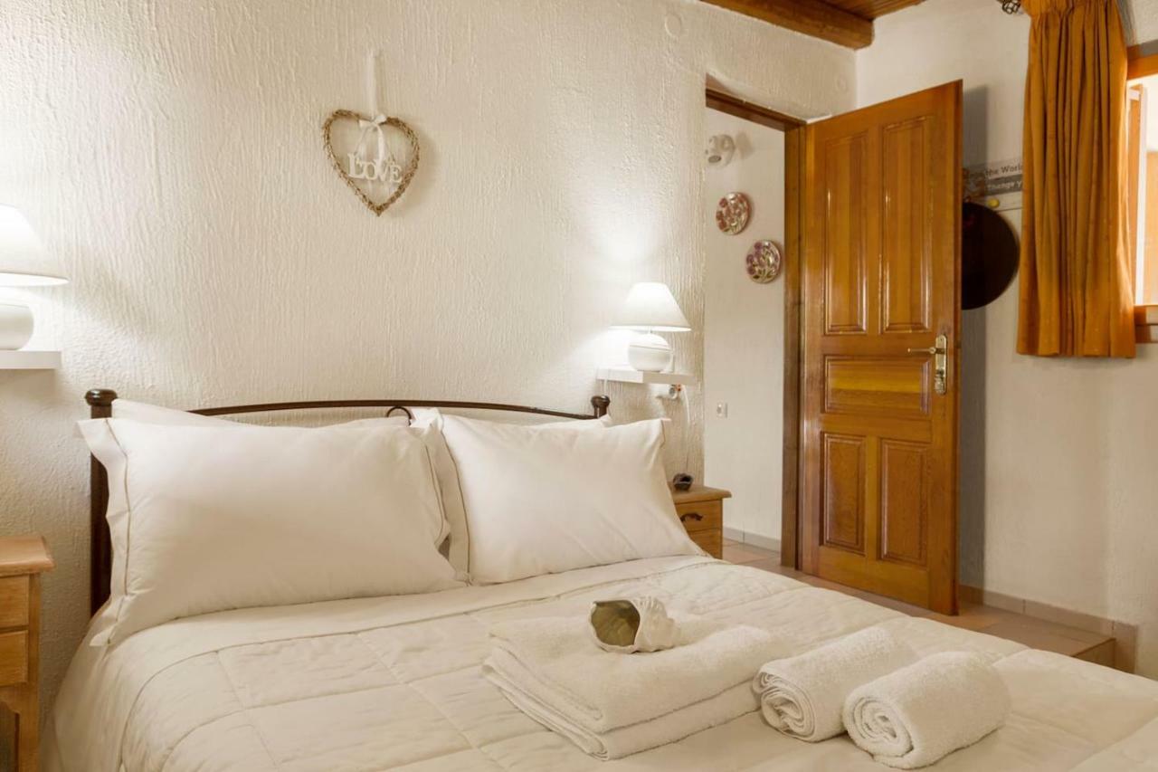 White Sand Villa. Spacious Villa With Prive Pool. Agia Pelagia Exteriör bild